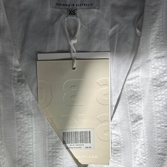 Sabo skirt wrap dress - Picture 4 of 5